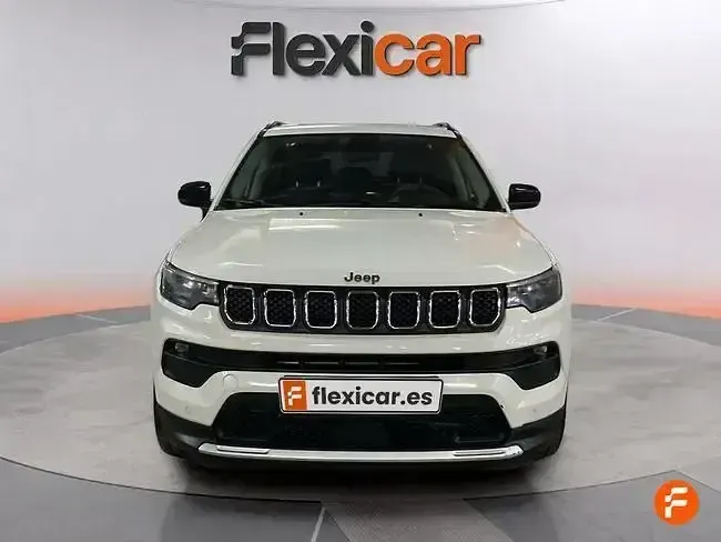 Usado Jeep Compass Longitude 130 CV (95 kW) 2022 Blanco SUV
