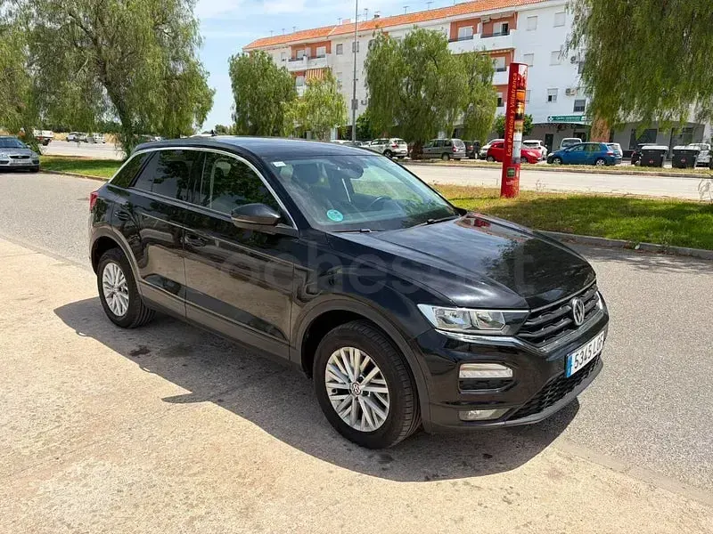Usado VW T-Roc Edition 116 CV (85 kW) 2020 Negro SUV