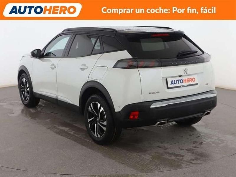 Usado Peugeot 2008 GT 131 CV (96 kW) 2021 Blanco SUV