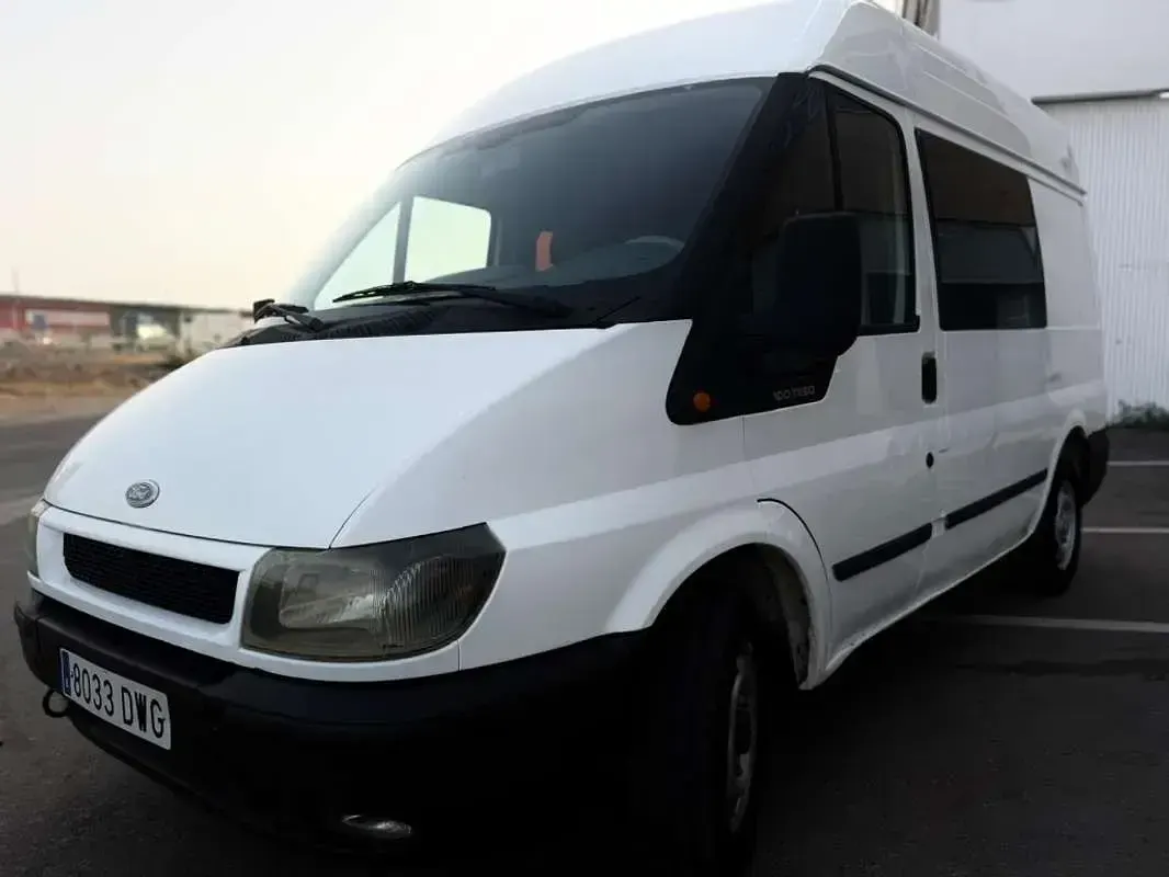 Usado Ford Transit 125 CV (91 kW) 2006 Blanco Van