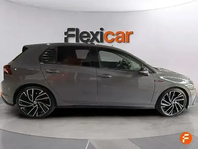 Usado VW Golf VIII GTI 265 CV (194 kW) 2024 Gris Berlina