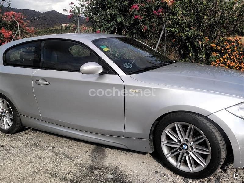 Gris / plata Usado 2009 BMW 120 Utilitario | 4950 € (Buen precio) - Imagen 1/4