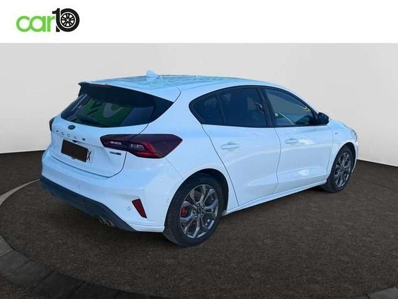 Usado Ford Focus ST-Line 125 CV (91 kW) 2022 Blanco Utilitario
