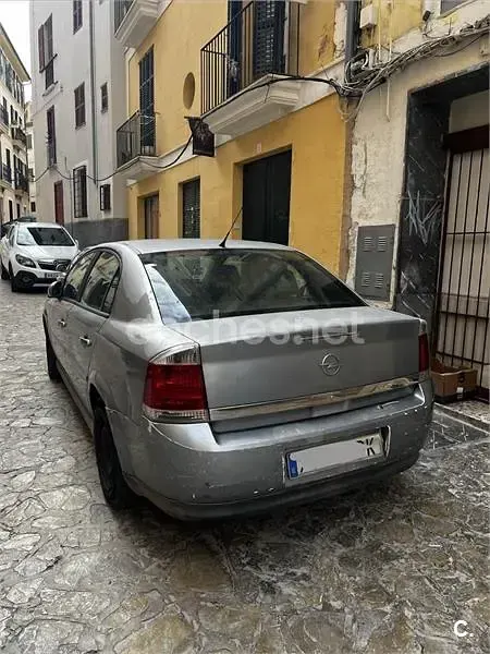 Używany Opel Vectra Comfort 100 KM (73 kW) 2004 Szary Sedan/Limuzyna