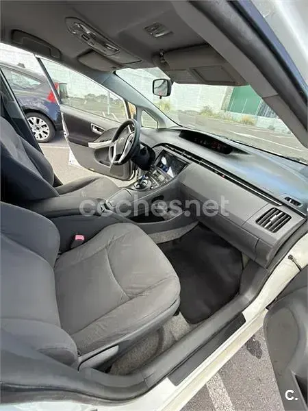 Usado Toyota Prius Eco 136 CV (100 kW) 2011 Blanco Berlina