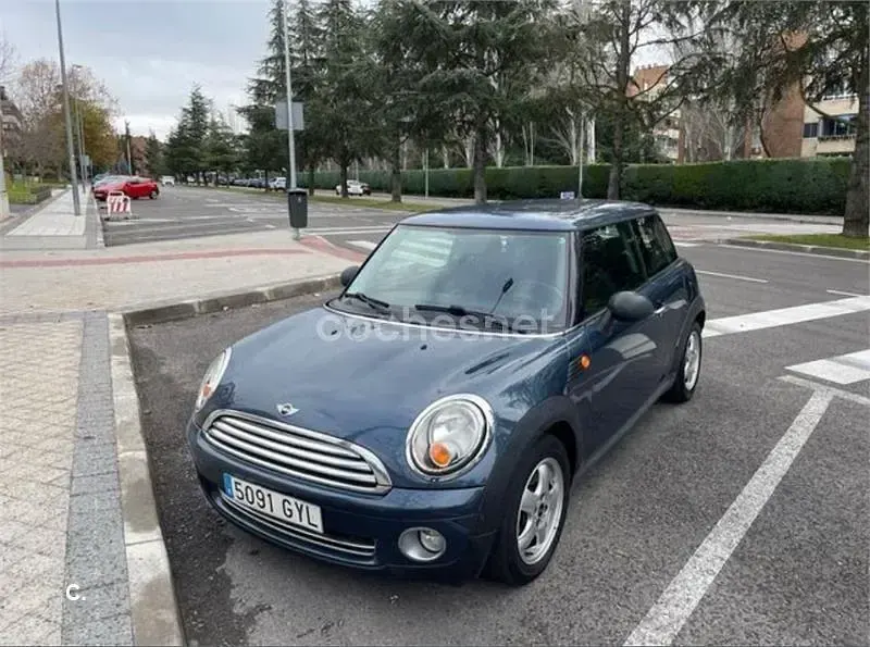 Usado Mini ONE 95 CV (69 kW) 2010 Azul Utilitario