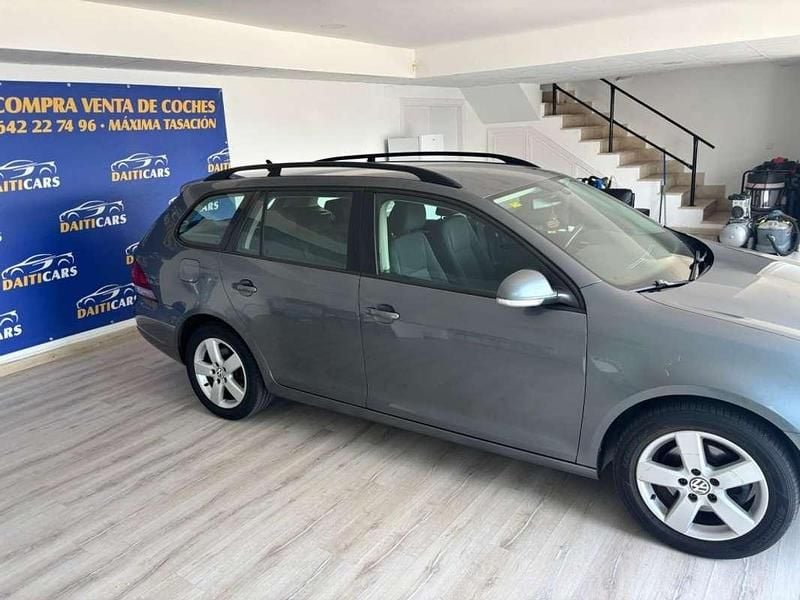 Usado VW Golf VII 110 CV (80 kW) 2013 Gris Utilitario