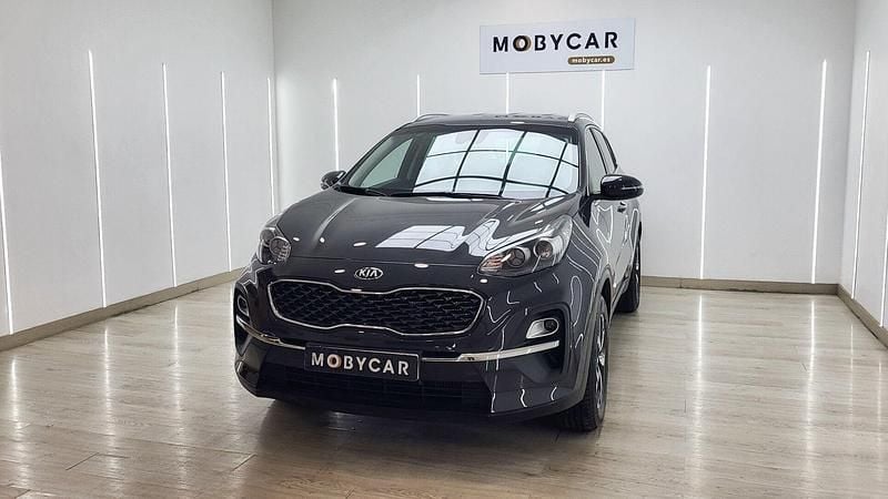 Gris / plata Usado 2021 Kia Sportage Plus SUV | 19.995 € (Precio justo) - Imagen 1/4