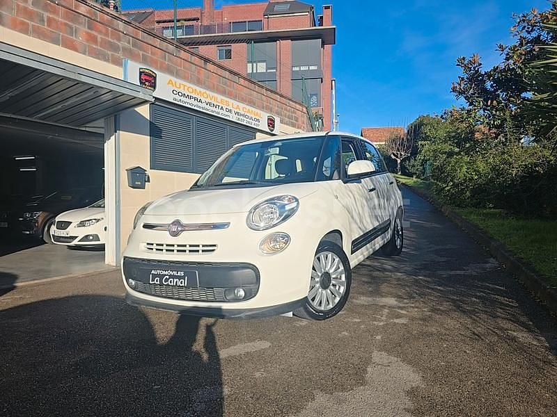Usado Fiat 500L Lounge 85 CV (62 kW) 2014 Blanco Monovolumen