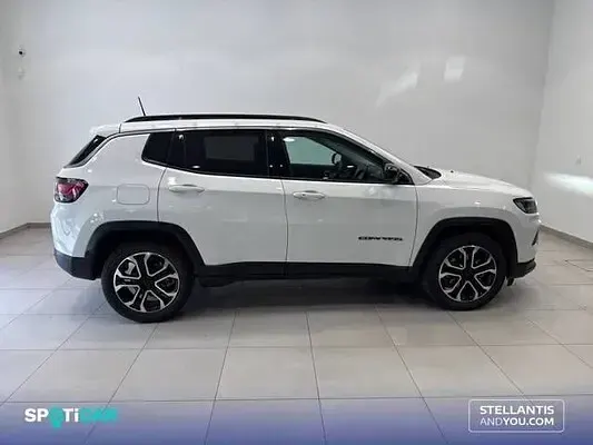 Usado Jeep Compass Limited 130 CV (95 kW) 2023 SUV