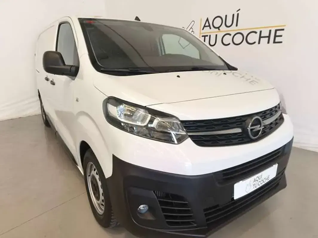 Usado Opel Vivaro-e Combi 120 CV (88 kW) 2023 Blanco Monovolumen