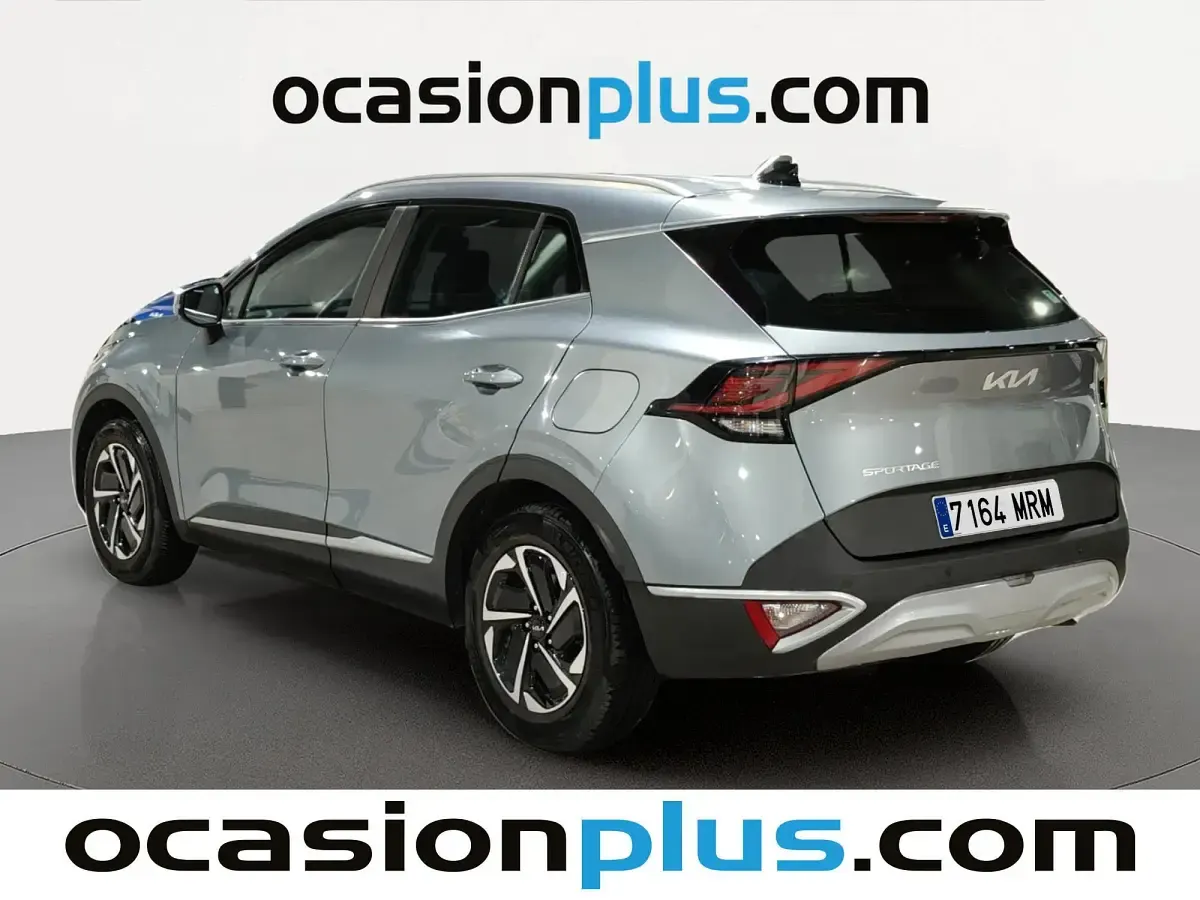 Usado Kia Sportage 150 CV (110 kW) 2024 Gris plata SUV