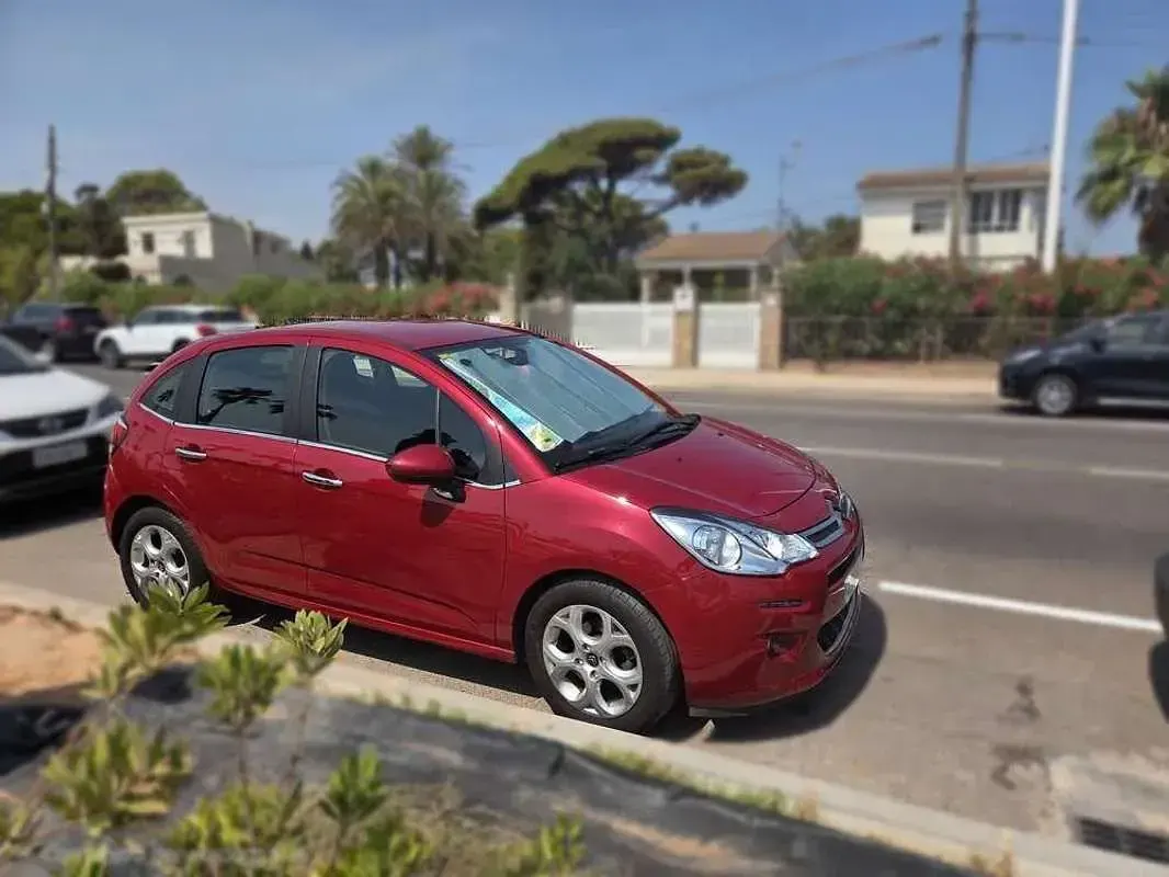 Usado Citroën C3 71 CV (52 kW) 2015 Rojo Berlina