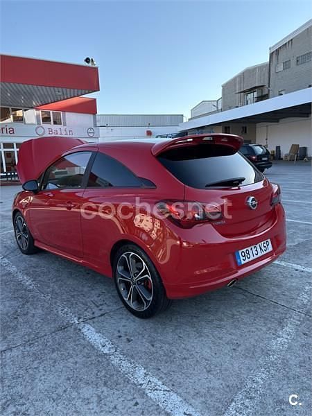 Usado Opel Corsa 150 CV (110 kW) 2018 Rojo Utilitario