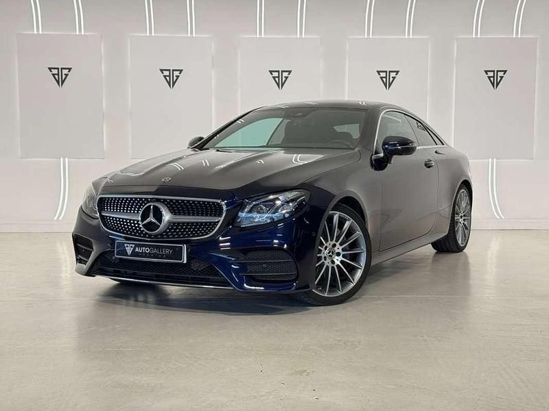 Usado Mercedes E220 194 CV (142 kW) 2019 Azul Coupe