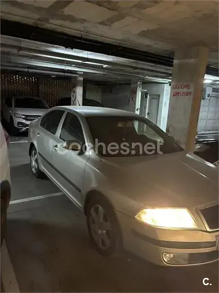 Usado Skoda Octavia Active 105 CV (77 kW) 2006 Beige Berlina