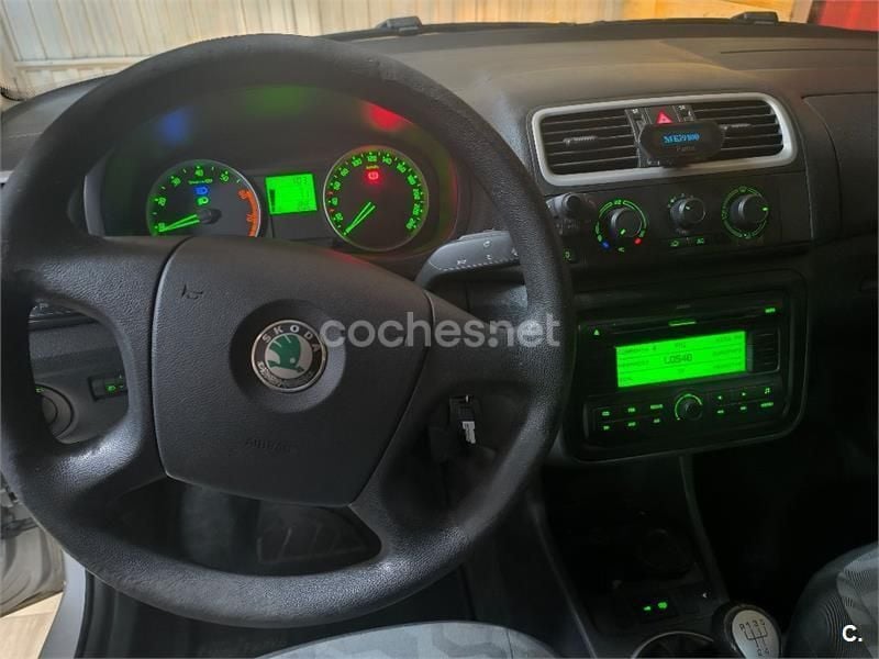 Gris / plata Usado 2007 Skoda Fabia Berlina | 5800 € (Caro) - Imagen 1/4