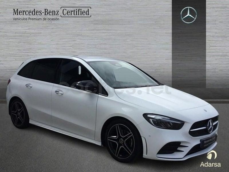 Usado Mercedes B200 150 CV (110 kW) 2023 Blanco Monovolumen
