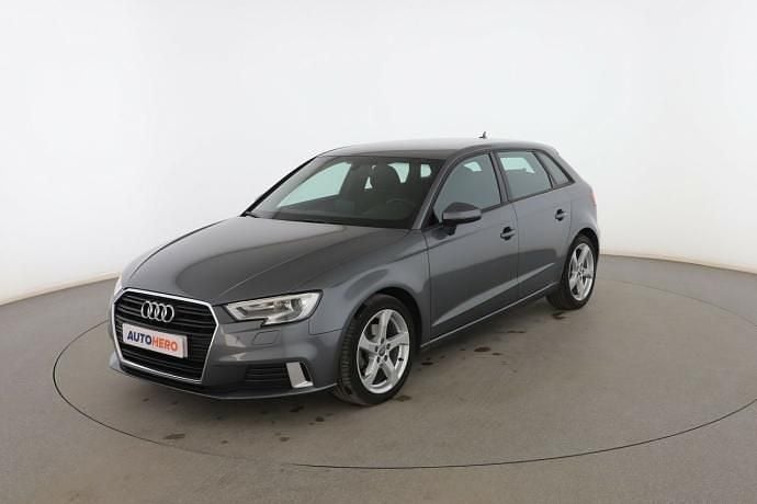 Gris / plata Usado 2016 Audi A3 Sport Berlina | 16.999 € (Precio justo) - Imagen 1/3