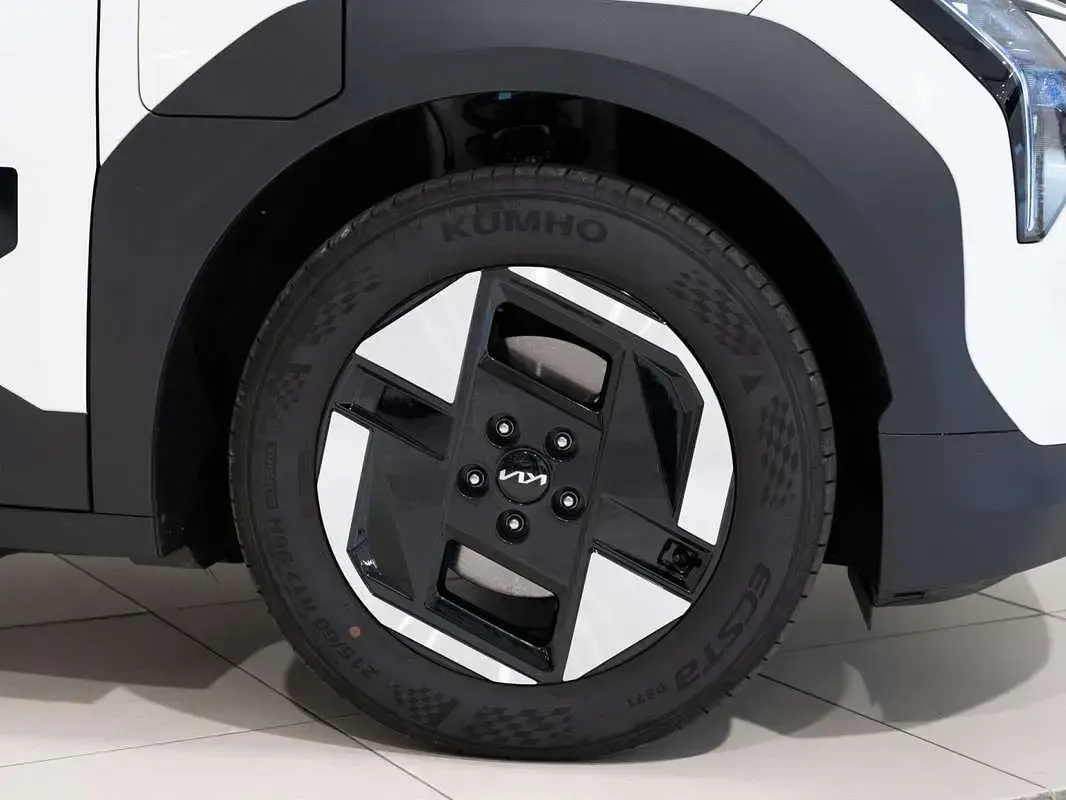Usado Kia EV3 Earth 150 kW (204 CV) 2025 Blanco SUV