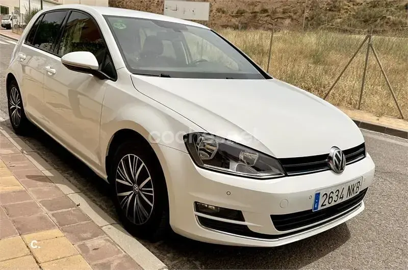 Usado VW Golf VII Edition 115 CV (84 kW) 2017 Blanco Berlina