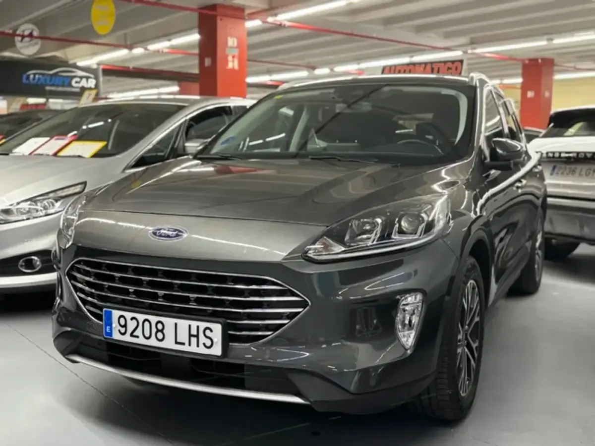 Usado Ford Kuga Titanium 225 CV (165 kW) 2020 SUV