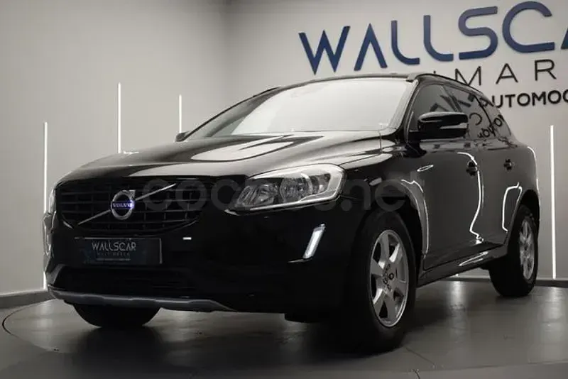 Usado Volvo XC60 Kinetic 150 CV (110 kW) 2017 Negro SUV