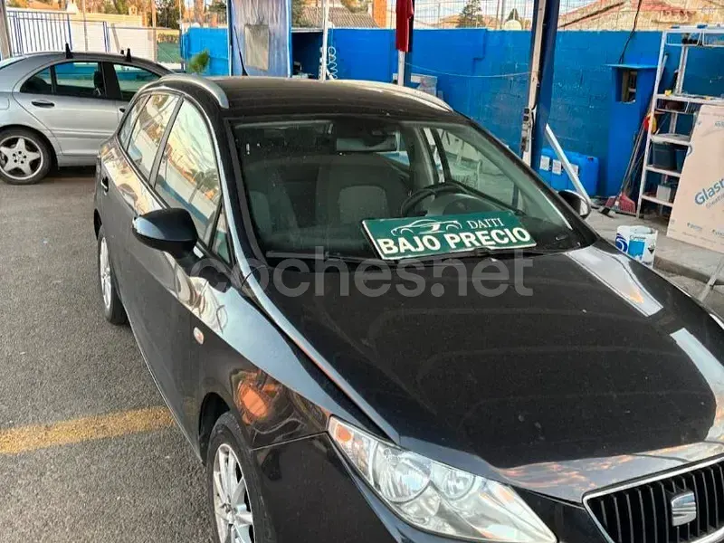 Usado Seat Ibiza ST Reference 75 CV (55 kW) 2011 Negro Familiar