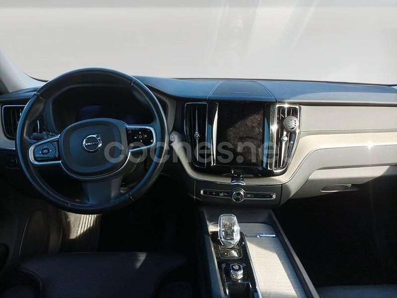 Usado Volvo XC60 Inscription 340 CV (250 kW) 2021 Gris / plata SUV