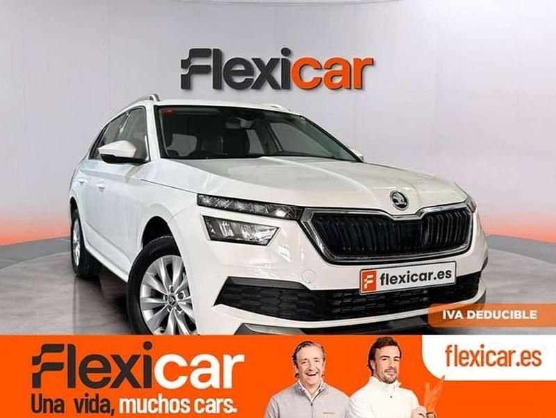 Usado Skoda Kamiq Ambition 110 CV (80 kW) 2021 Blanco SUV