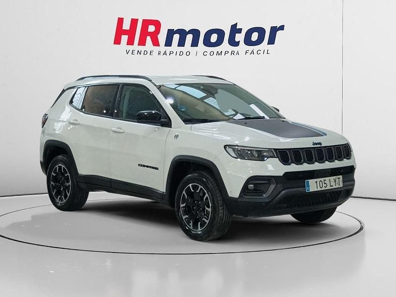 Blanco Usado 2022 Jeep Compass Trailhawk SUV | 20.990 € (Precio justo) - Imagen 1/4