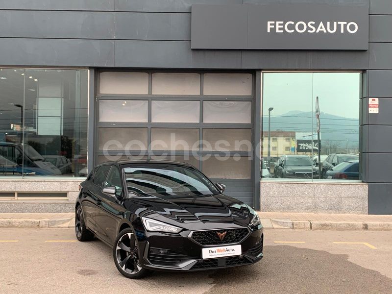 Negro Usado 2024 Cupra Leon Berlina | 28.490 € (Precio justo) - Imagen 1/4