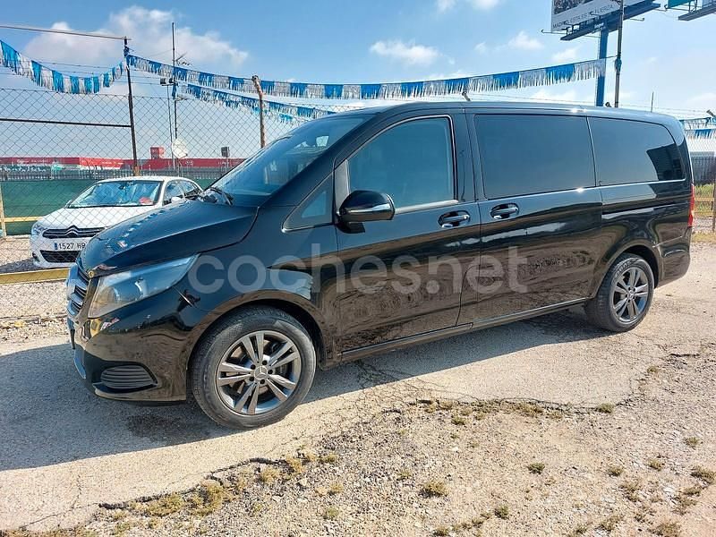 Negro Usado 2016 Mercedes V220 Avantgarde Monovolumen | 37.500 € - Imagen 1/4