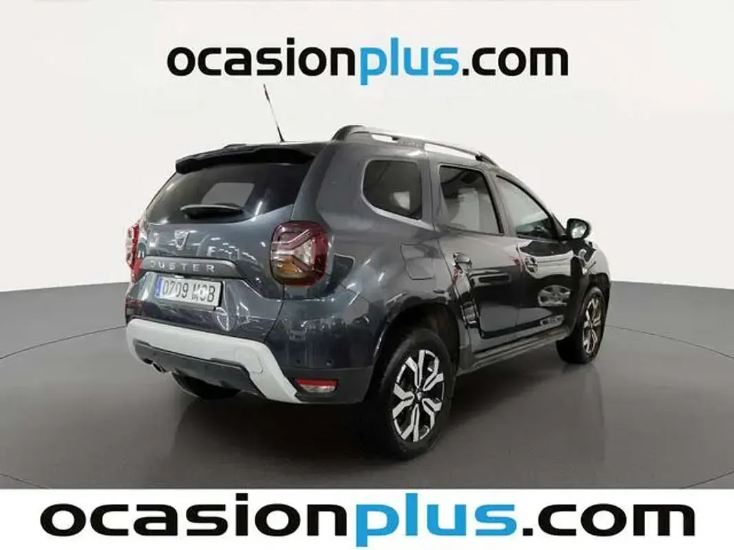 Usado Dacia Duster Prestige 131 CV (96 kW) 2022 Gris SUV