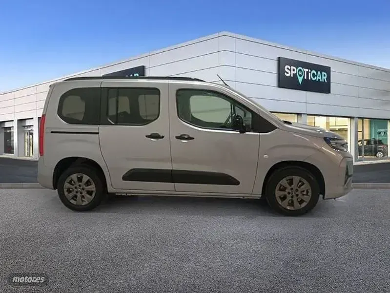 Nuevo Opel Combo S 100 CV (73 kW) 2025 Gris Monovolumen