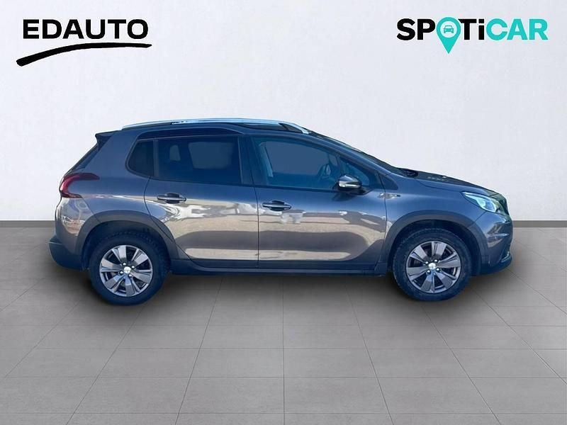 Usado Peugeot 2008 Active 100 CV (73 kW) 2019 Gris SUV