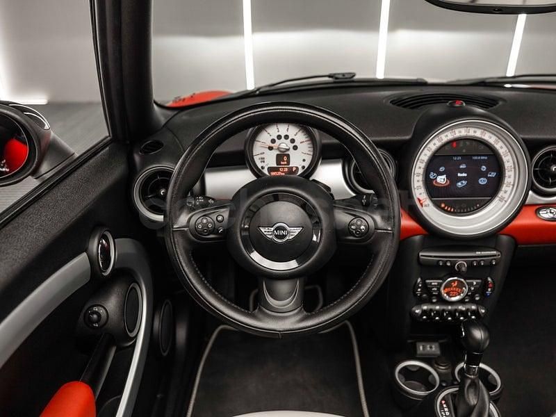 Usado Mini Cooper D Cabriolet 112 CV (82 kW) 2013 Rojo Descapotable