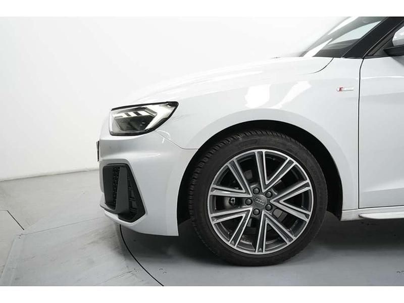 Usado Audi A1 Sportback S-Line 150 CV (110 kW) 2019 Blanco Utilitario