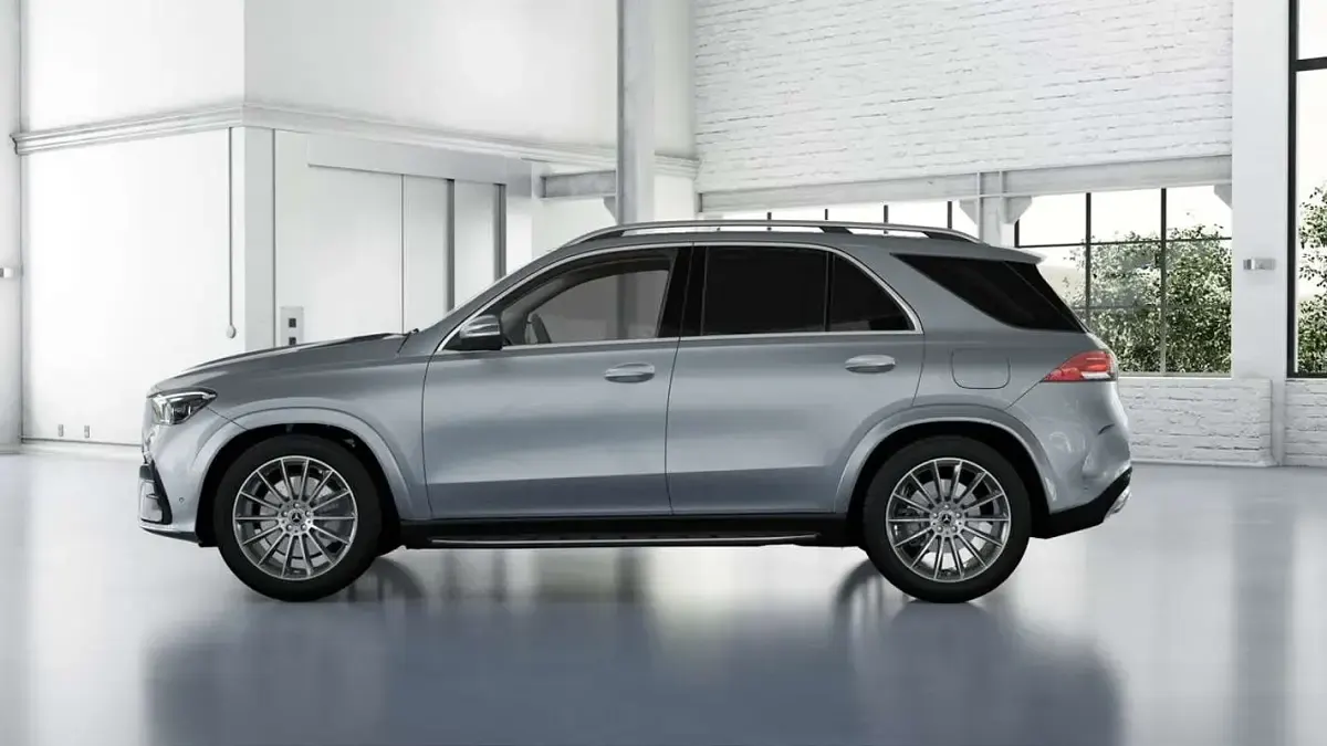 Usado Mercedes GLE350 de 333 CV (244 kW) 2025 Plateado SUV
