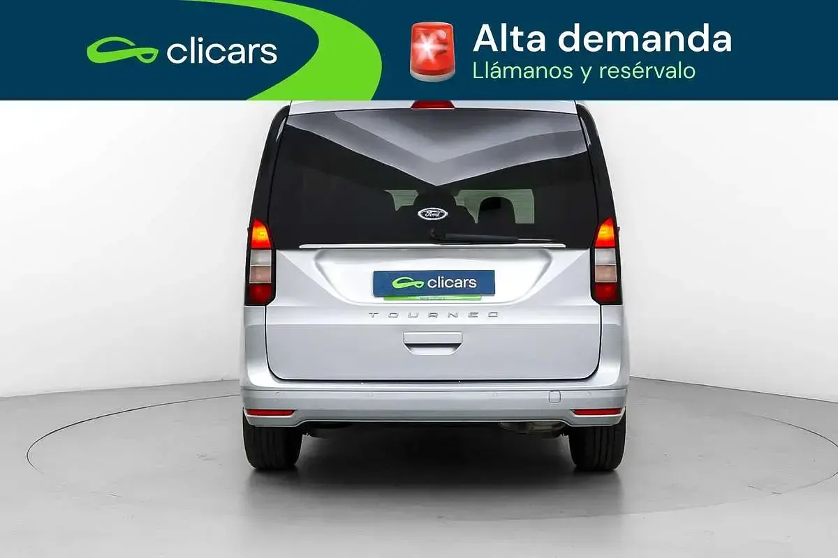 Usado Ford Tourneo Connect Titanium 114 CV (83 kW) 2022 Gris Monovolumen