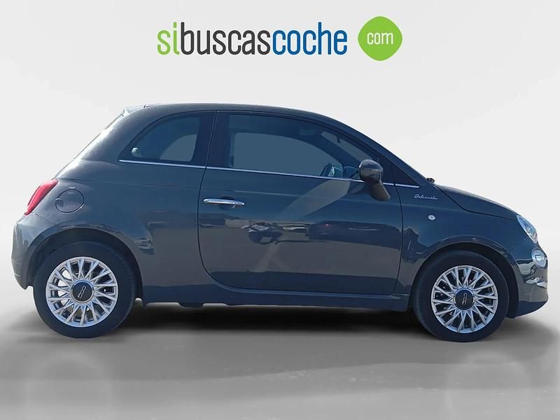 Usado Fiat 500 Dolcevita 70 CV (51 kW) 2019 Rosa Utilitario