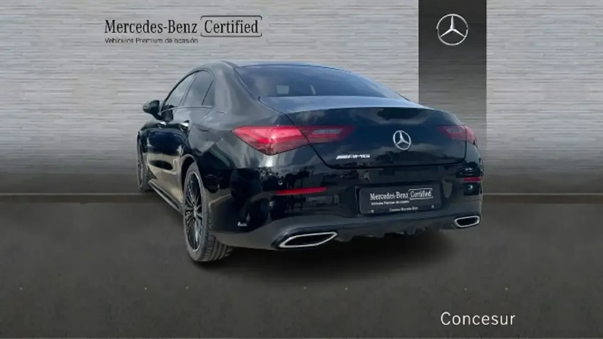 Usado Mercedes CLA200 163 CV (119 kW) 2024 Negro Berlina