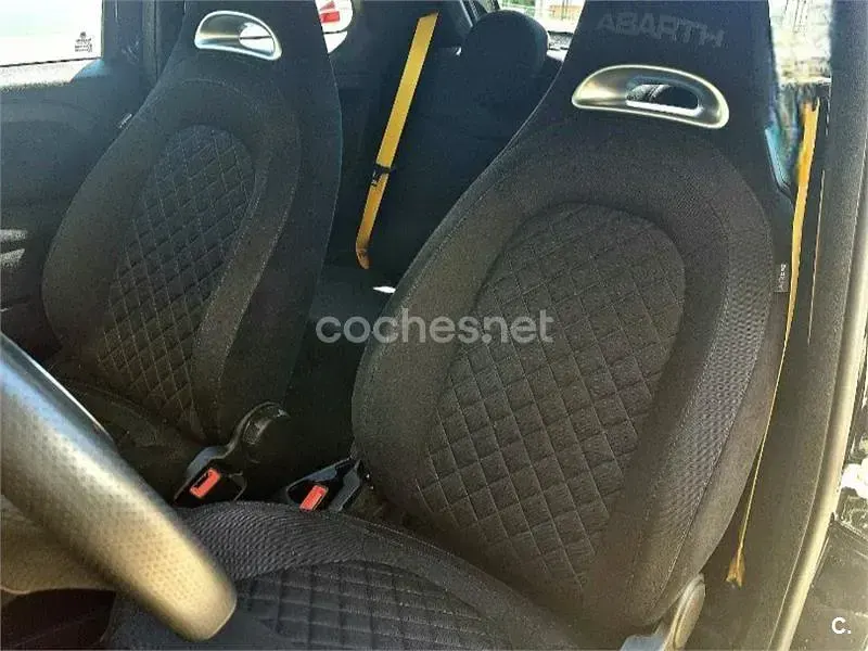 Usado Abarth 595 165 CV (121 kW) 2022 Negro Berlina