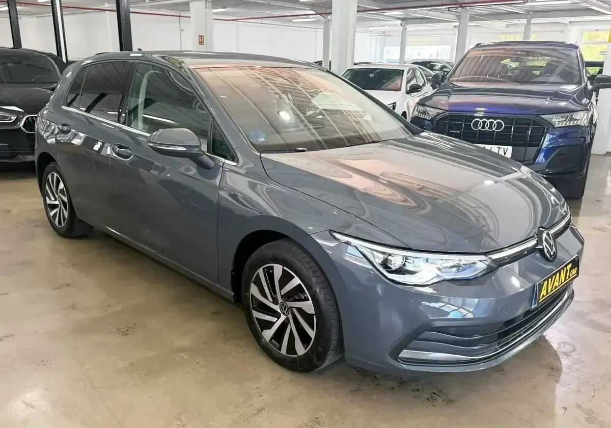 Usado VW Golf VIII 204 CV (150 kW) 2023 Gris / plata Berlina