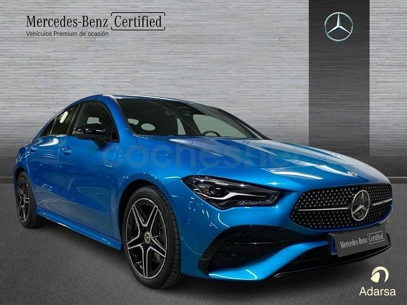 Usado Mercedes CLA220 AMG line 190 CV (139 kW) 2025 Azul Berlina