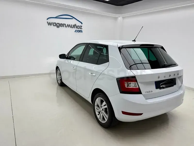 Usado Skoda Fabia Ambition 95 HP (69 kW) 2021 Branco Citadino