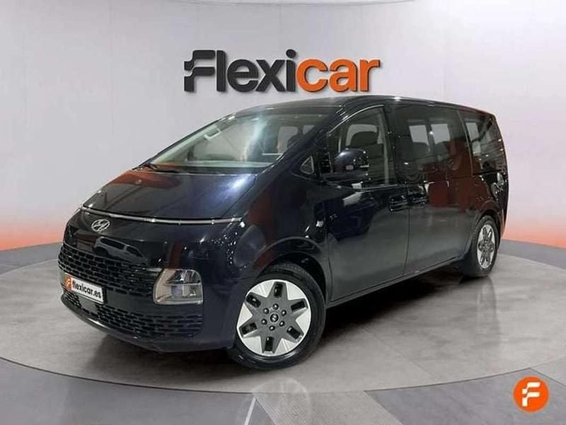 Usado Hyundai Staria 177 CV (130 kW) 2023 Azul Monovolumen