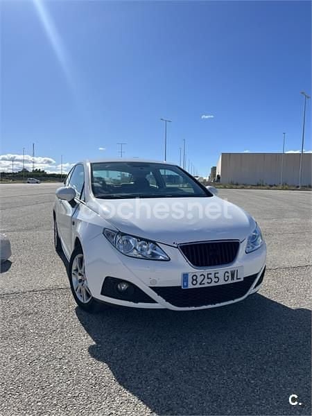 Usado Seat Ibiza SC Sport 105 CV (77 kW) 2010 Blanco Utilitario