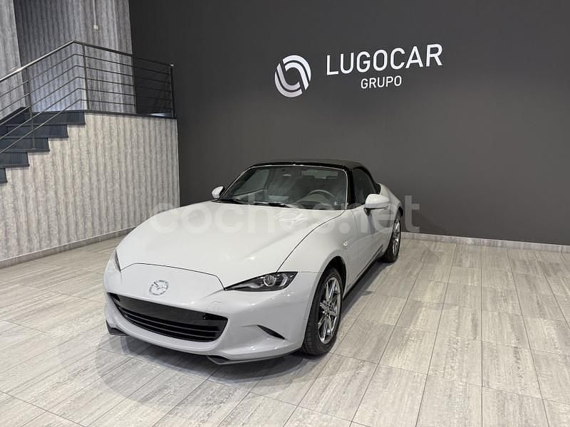 Nuevo Mazda MX5 Exclusive-Line 132 CV (97 kW) 2025 Gris / plata Descapotable