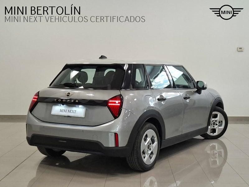 Usado Mini Cooper 114 kW (156 CV) 2025 Gris / plata Utilitario